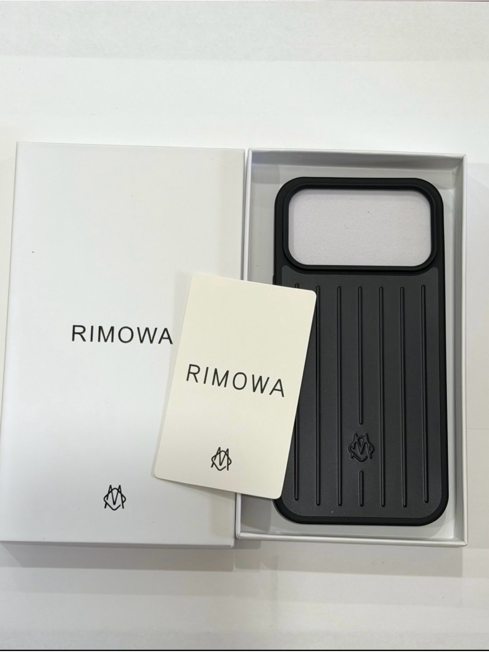 RIMOWA Black iPhone 17 Pro Max Case - Protective Ribbed Design
